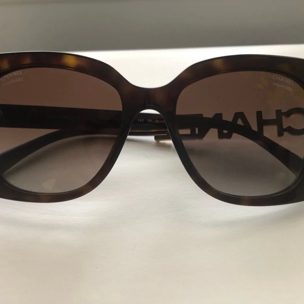 NWT CHANEL 2025 Cat Eye Sunglasses - Picture 2 of 7